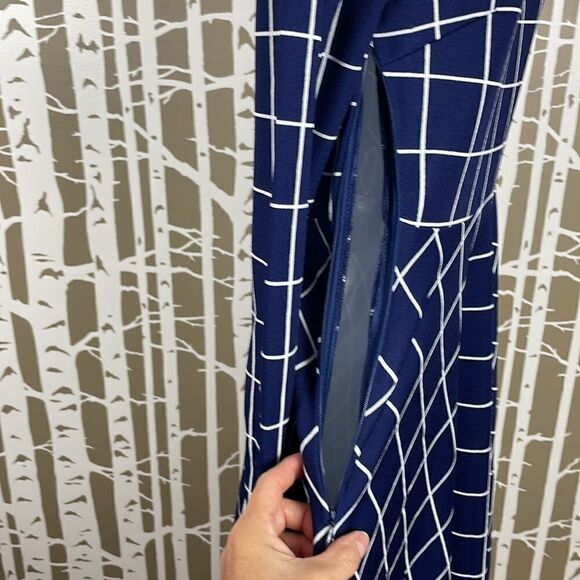 Navy & White Window Pane Plaid Stretch Fit & Flare Mock Neck Dress sz S - Picture 7 of 7